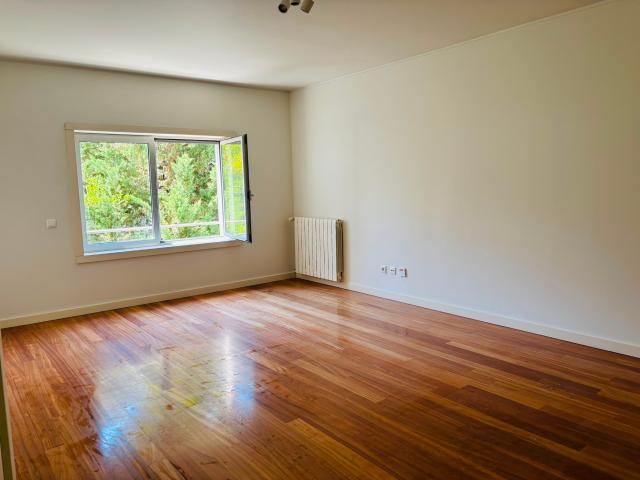 Apartamento alugar em Estrela, Lisboa
