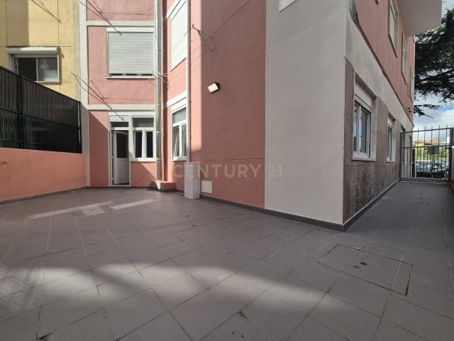 Apartamento venda em Amadora, Lisboa