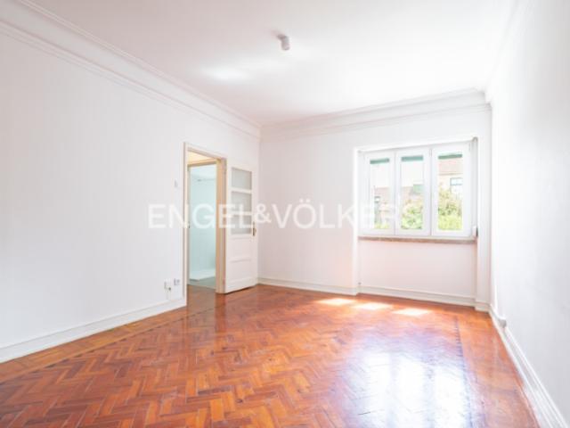 Apartamento alugar em Estrela, Lisboa