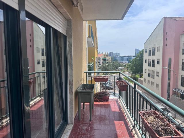 Apartamento alugar em Bairro do Aqueduto, Oeiras