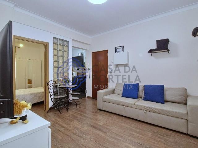 Apartamento alugar em Cova da Piedade, Almada