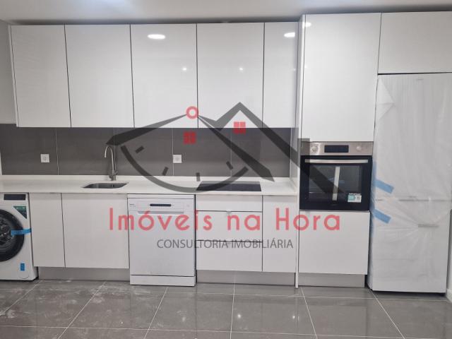 Apartamento venda em Moinhos da Funcheira, Amadora