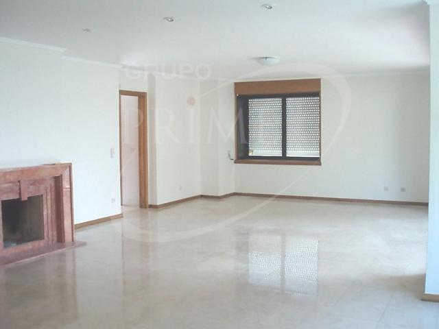 Apartamento alugar em Porto, Aldoar