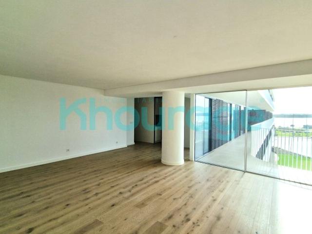 Apartamento alugar em Verderena, Setúbal