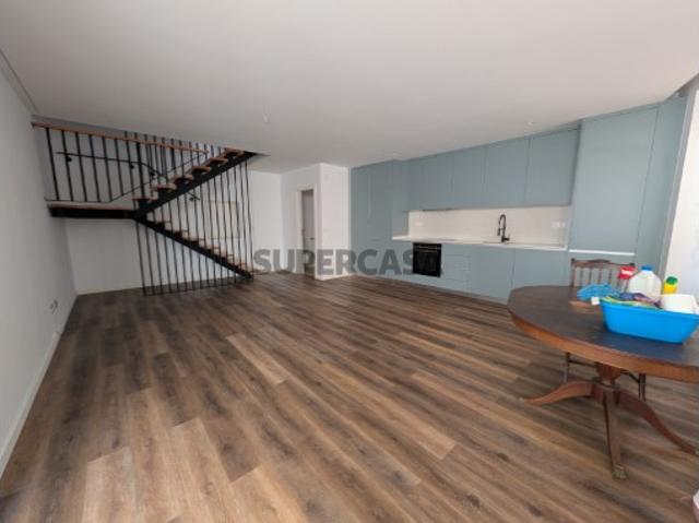 Casa venda em Ginjal, Almada