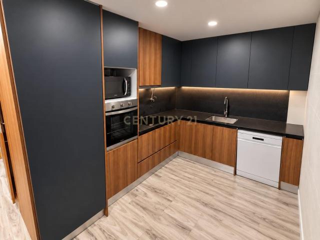 Apartamento venda em Fernão Ferro, Seixal