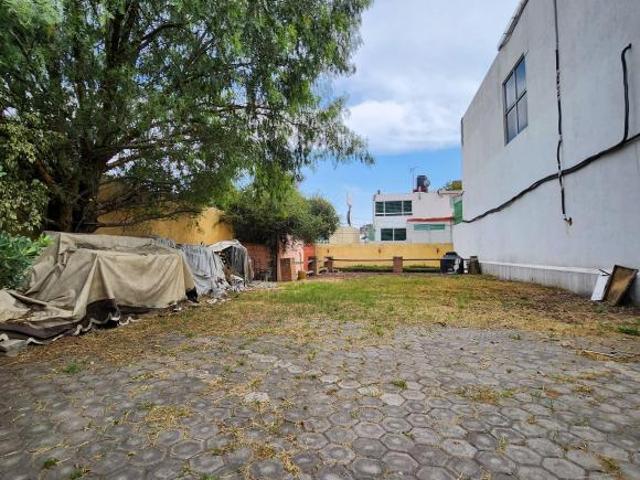 EXCELENTE TERRENO PLANO EN VENTA EN PRIVADA EN SATÉLITE !