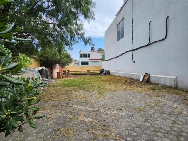 EXCELENTE TERRENO PLANO EN VENTA EN PRIVADA EN SATÉLITE !