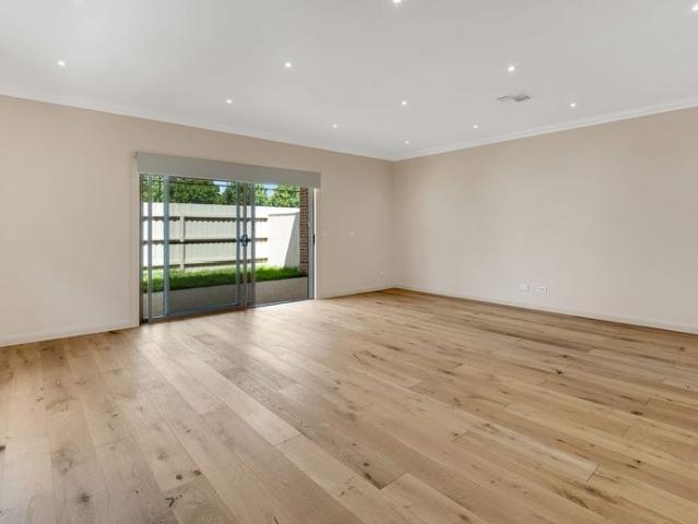 Townhouse for rent in Camerons Creek, Victoria