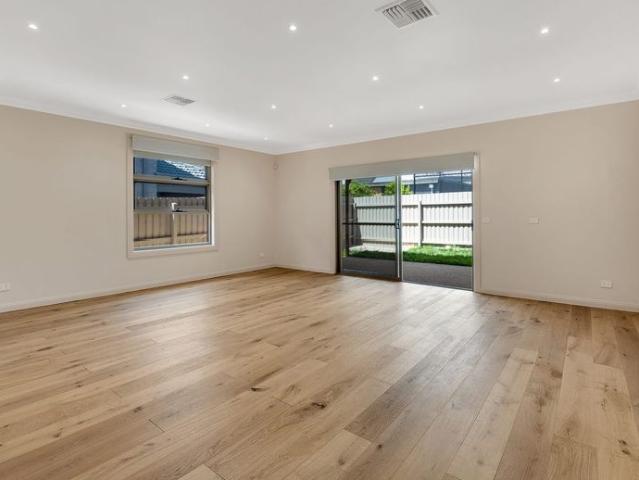 Townhouse for rent in Camerons Creek, Victoria