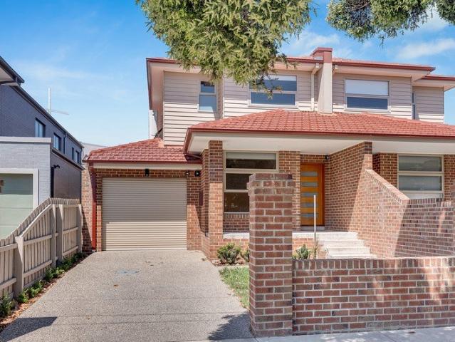Townhouse for rent in Camerons Creek, Victoria