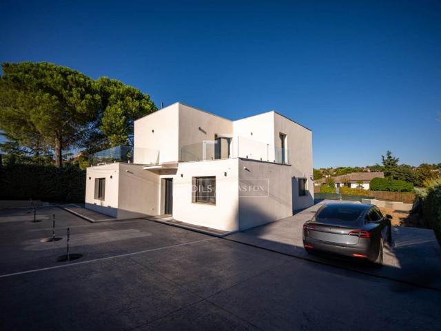 Casa en alquiler en Valdemorillo, Madrid