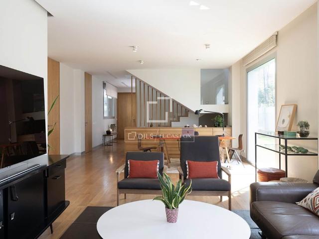 Casa en alquiler en Coruxo, Vigo