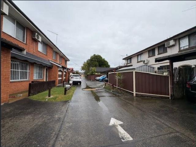 Townhouse for rent in Sydney, New South Wales