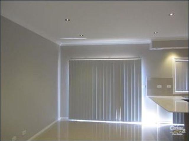 Townhouse for rent in Sydney, New South Wales