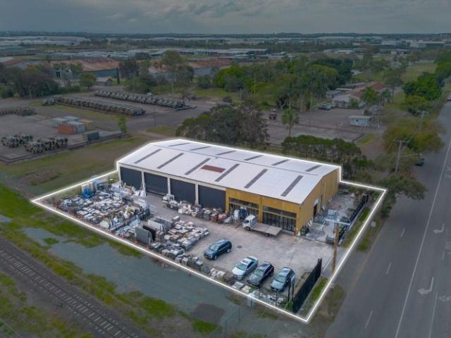 Warehouse for sale in Toombul, Queensland
