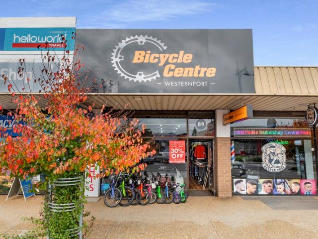 Retail for rent in Camerons Creek, Victoria