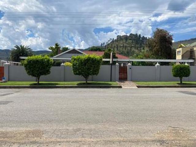 House for sale in Komani, Lukhanji Local Municipality