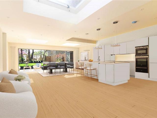 House for rent in Earlsfield, Greater London