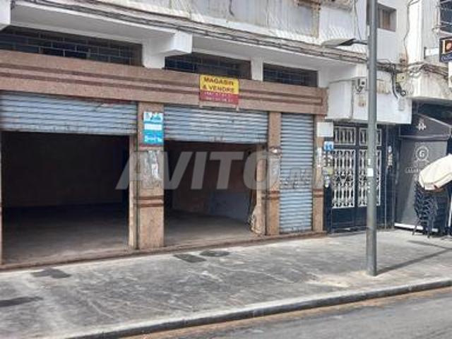 Local commercial vente à Anfa, Gharb-Chrarda-Beni Hssen