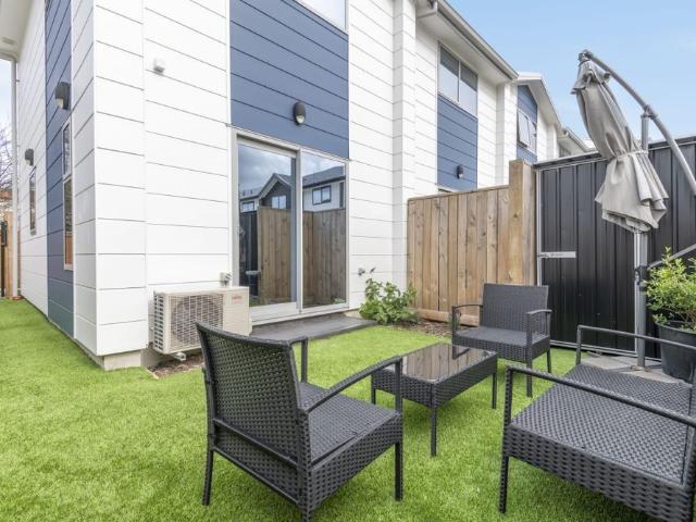 Townhouse for rent in Days Bay, Wellington