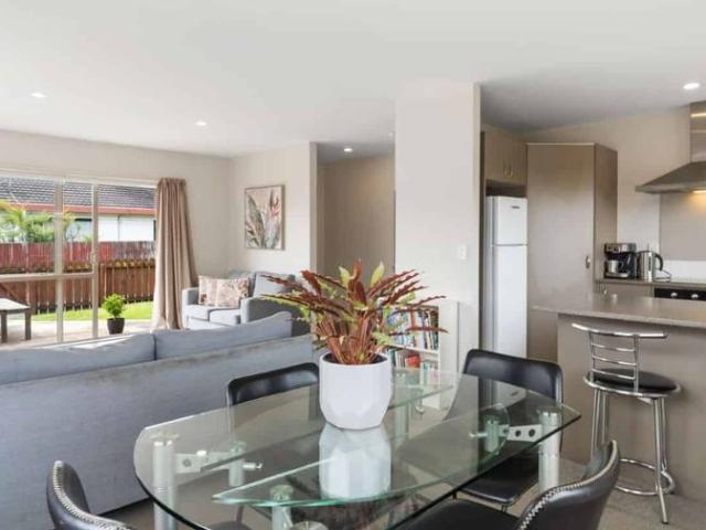 House for rent in Papakura