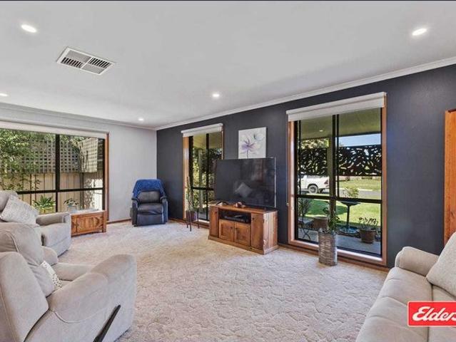House for rent in Yarrawonga, Victoria