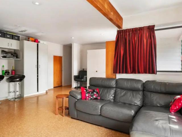 House for rent in Awhitu, Oroua County