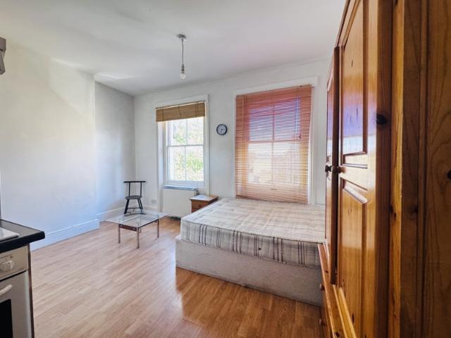 Studio for rent in Clapham, Greater London