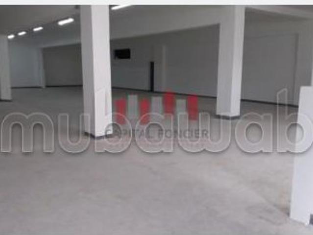 Local commercial location à Anfa, Gharb-Chrarda-Beni Hssen