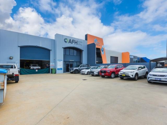 Warehouse for rent in Welshpool, Western Australia