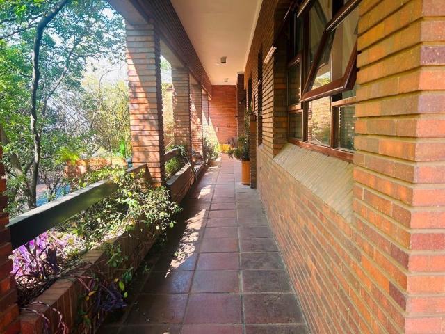 Apartment for rent in Waterkloof Ridge, Pretoria