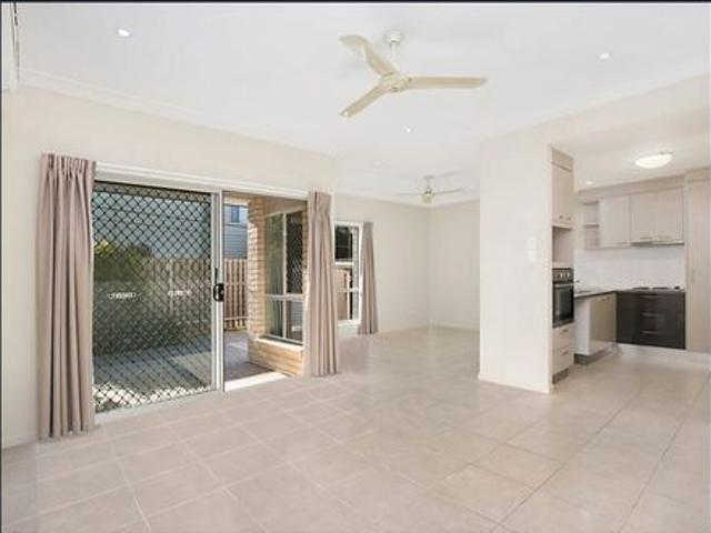 Townhouse for rent in Toombul, Queensland