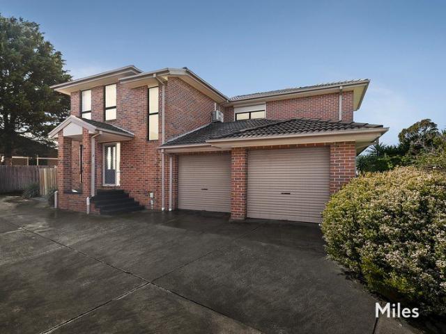Townhouse for sale in Camerons Creek, Victoria