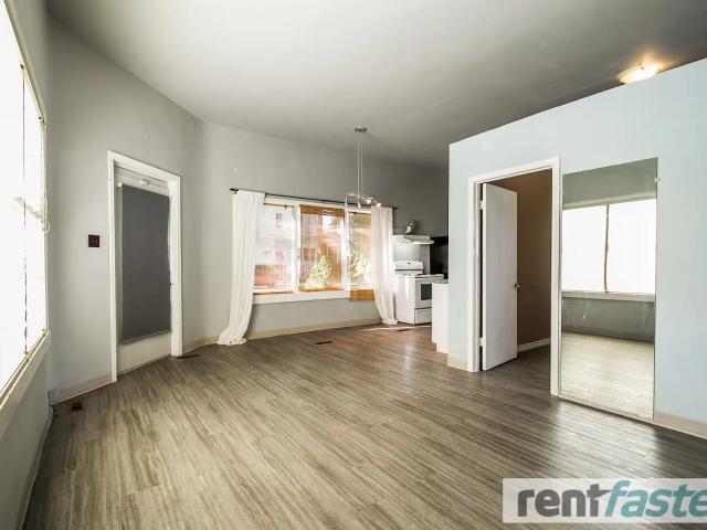 Apartment for rent in Wedgewood, Alberta