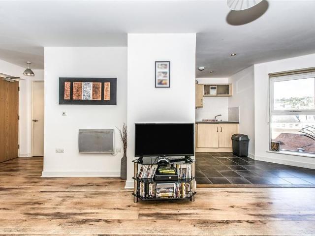 Apartment for rent in Mount Pleasant, Nangreaves