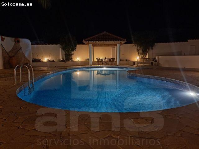 Casa en venta en Antas, Andalucía