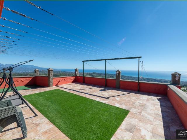Casa en venta en La Axarquía, Andalucía