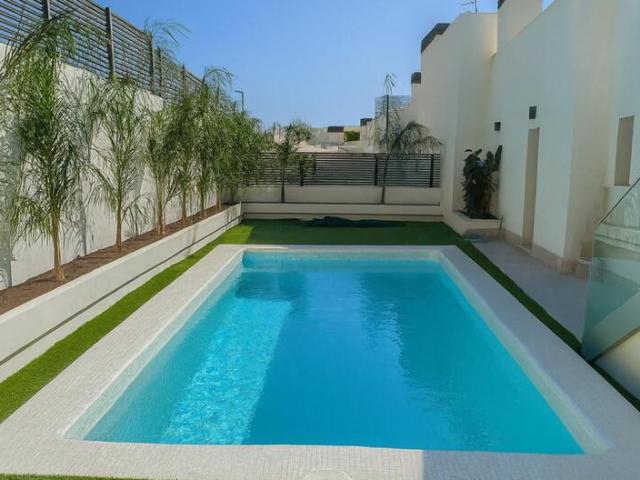 Dúplex en venta en Artola, Costa del Sol Occidental