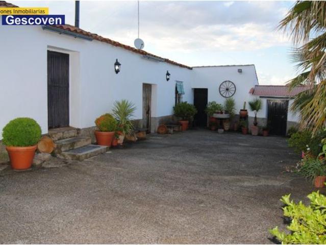 Local Comercial en venta en Valencia De Alcántara