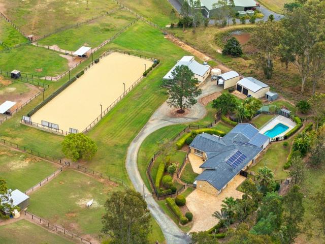 Cottage for sale in Tamborine, Scenic Rim Regional