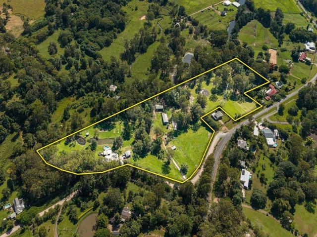 Cottage for sale in Kings Creek, Queensland