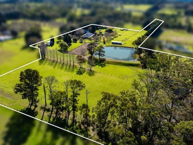 Cottage for sale in Somersby, Gosford