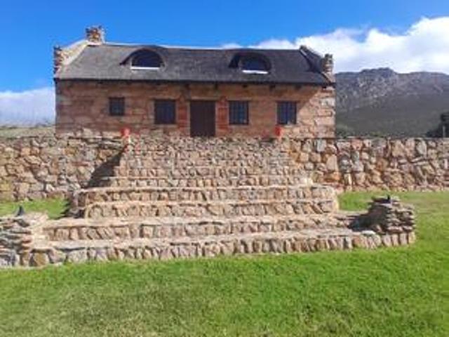Farm for sale in Baardskeerdersbos, Western Cape