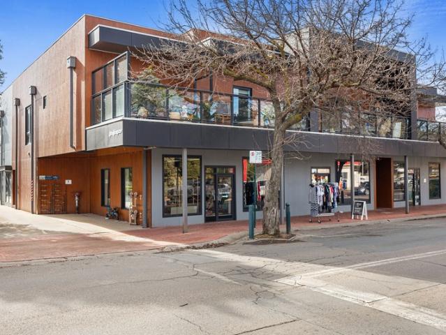 Retail for sale in Tatura, Victoria