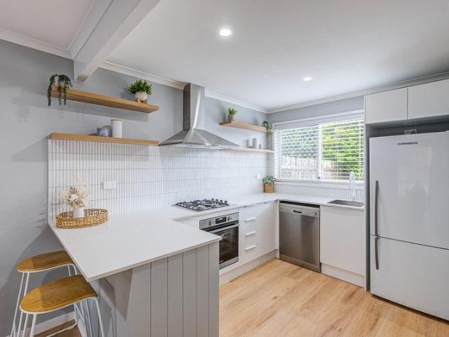 Townhouse for rent in Toombul, Queensland