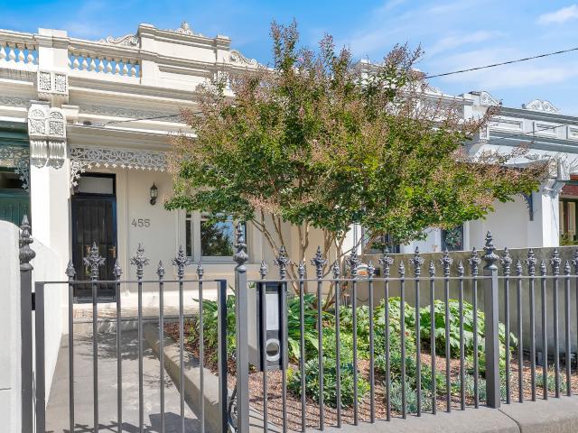 House for rent in Carlton North