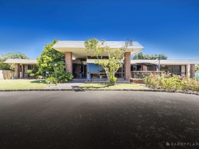 House for sale in Dandenong North, Melbourne