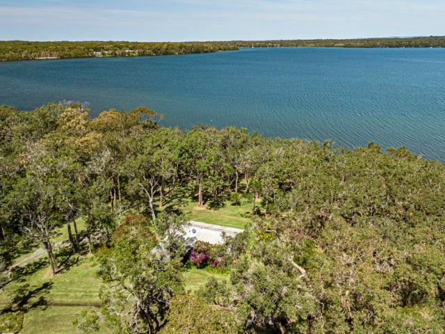 House for sale in Summerland Point, New South Wales