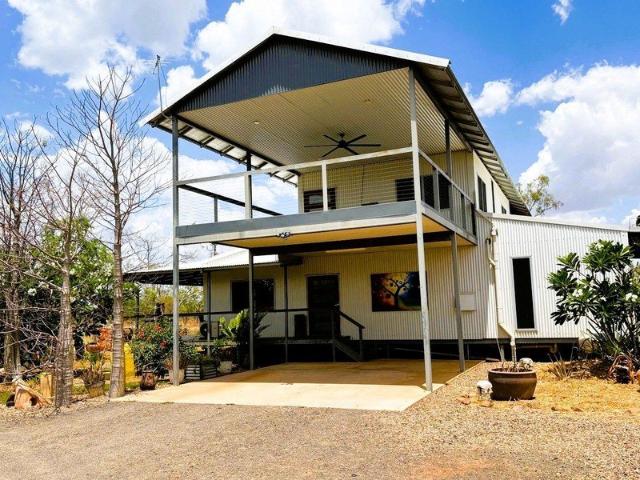 Cottage for sale in Valentines Estate, Kununurra
